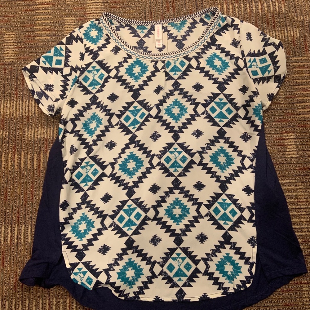Cute patterned front short sleeve
